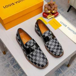 Picture of Louis Vuitton Shoes _SKULVsz38-440610413817